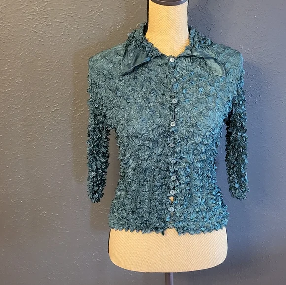 Tender Angel LLC Vintage 90s Green Button Up Popcor Polyester Blouse Small - Picture 6 of 10